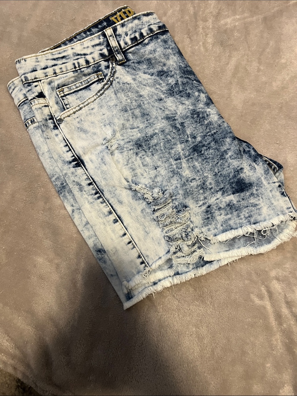 Acid Wash Distressed Denim Short Light Blue